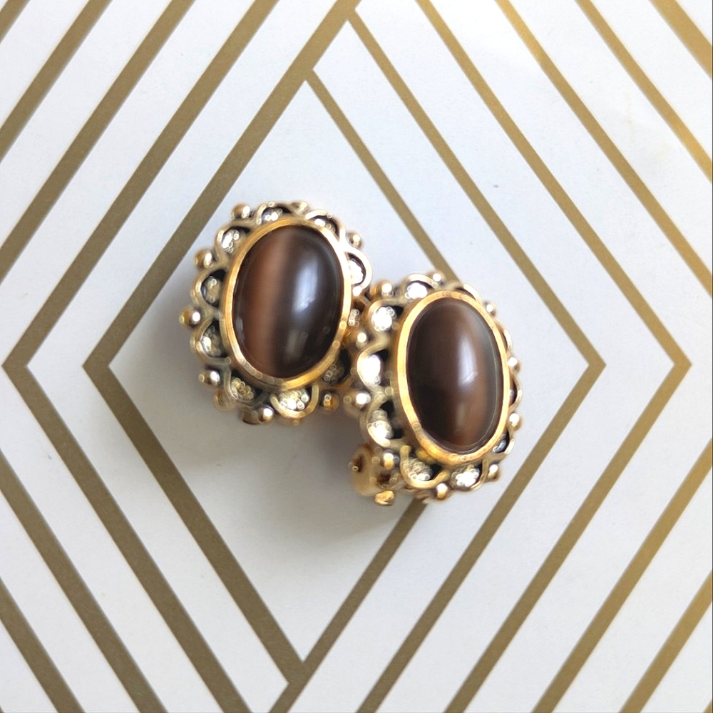 Vintage, Cabochon Tigers Eye Style Clip On Earrings - Picture 9 of 10